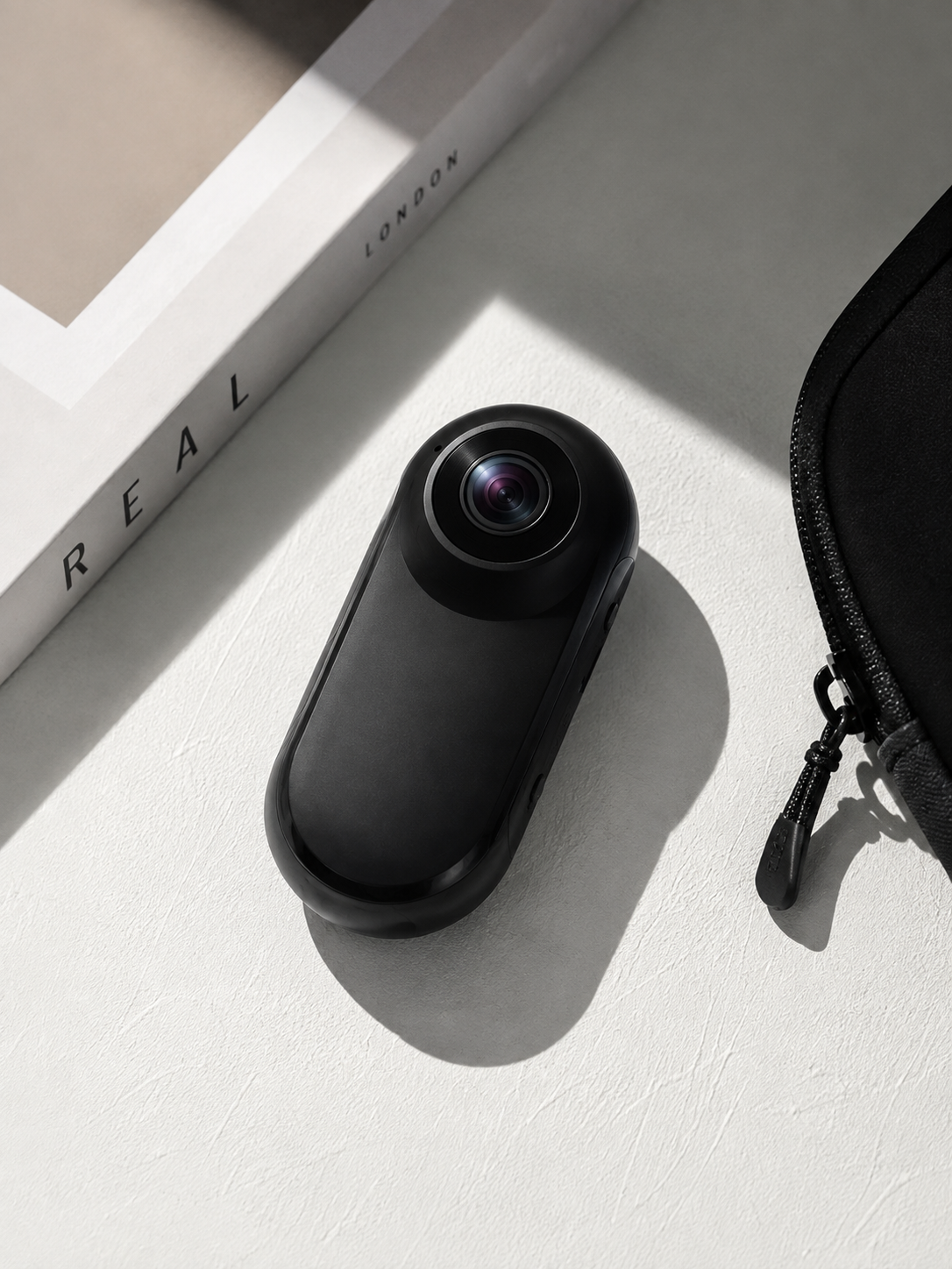 Thumb Sports Action Camera for Outdoor and Pet Recording